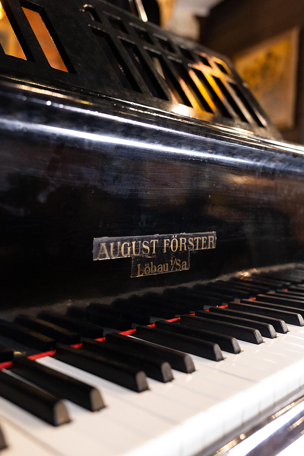 Кабинетный рояль August Forster