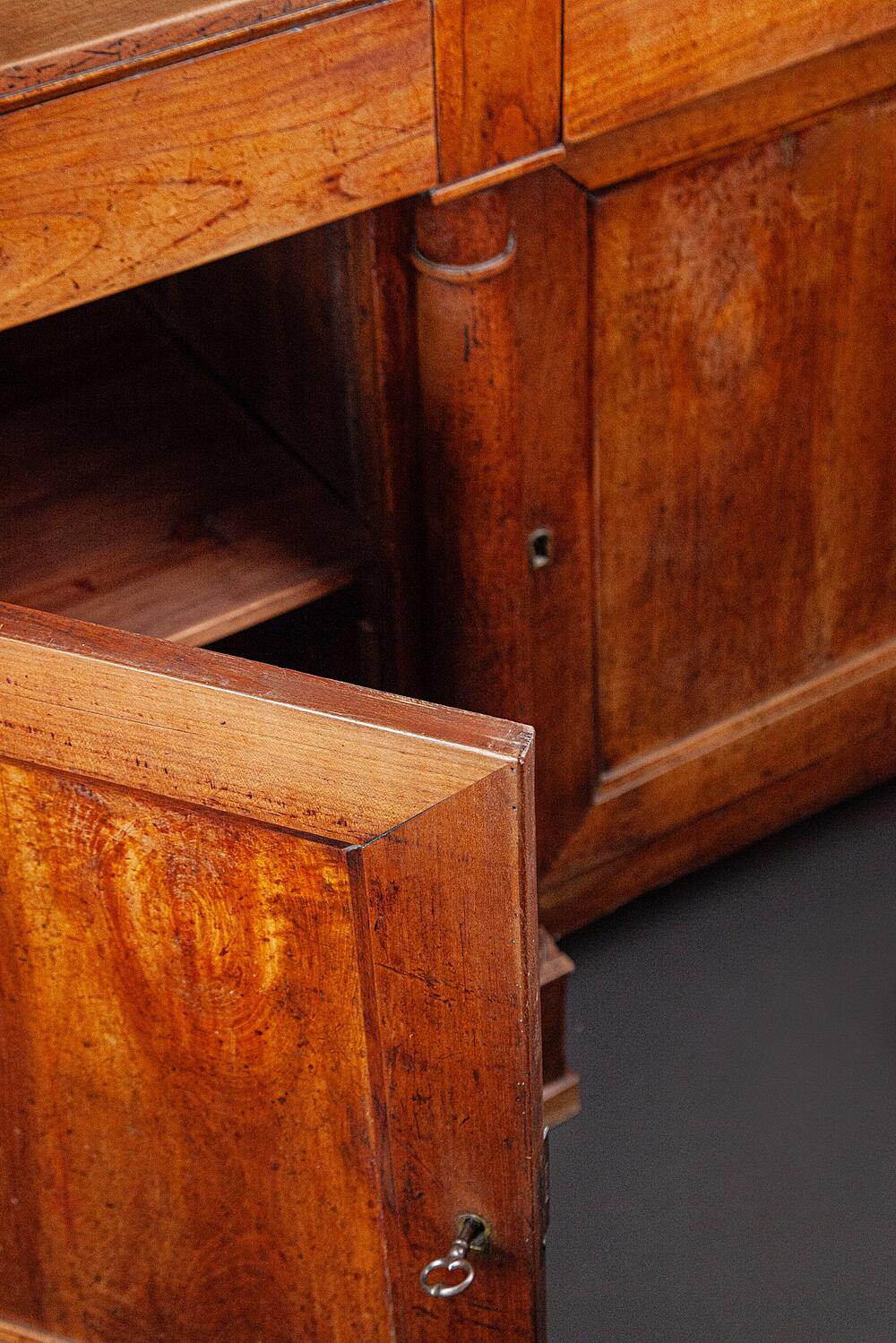 Комод Nathan Furniture