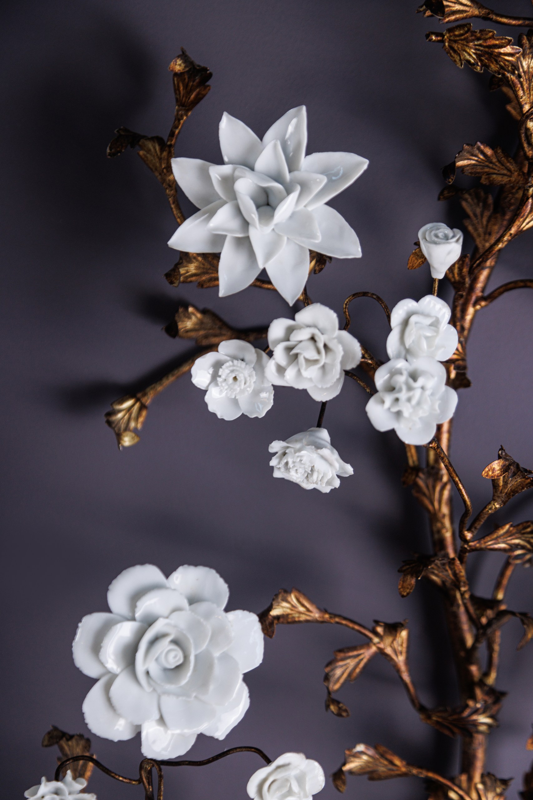 Настенное бра в виде цветущей ветви «Fleur Blanche»